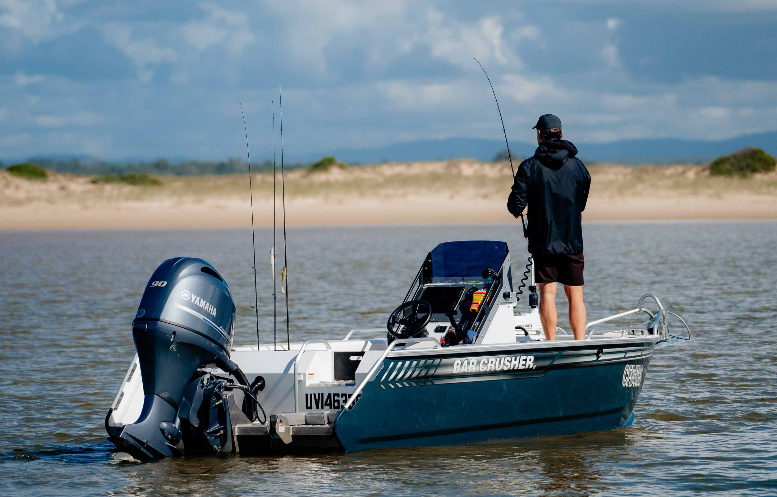 535XS – Versatile Centre Console Fishing Boat | Bar Crusher